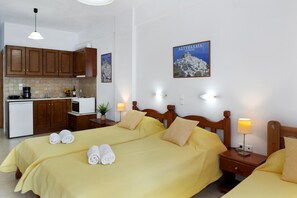 1 bedroom, free WiFi, bed sheets