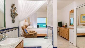 2 bedrooms, in-room safe, iron/ironing board, WiFi (free)