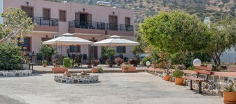 Studio Apartment 'Frantzis  3' with Sea View, Wi-Fi and Air Conditioning