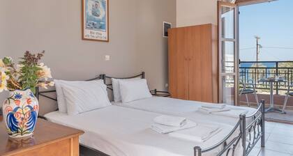 Studio Apartment 'Frantzis 5' with Sea View, Wi-Fi and Air Conditioning
