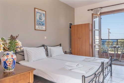 Studio Apartment 'Frantzis  5' with Sea View, Wi-Fi and Air Conditioning