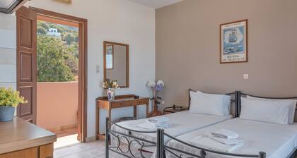 Studio Apartment 'Frantzis 5' with Sea View, Wi-Fi and Air Conditioning