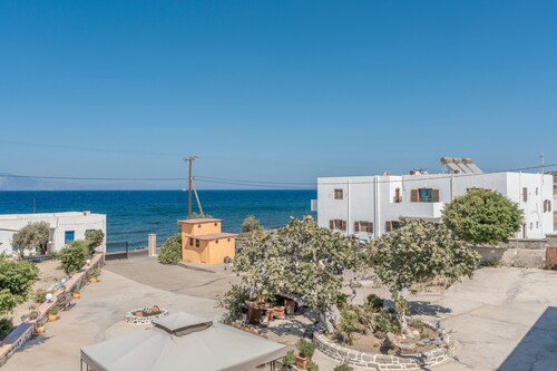 Studio Apartment 'Frantzis  5' with Sea View, Wi-Fi and Air Conditioning