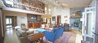 Located in Oneonta & Minutes from Cooperstown -- Perfect for Baseball Season!