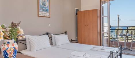1 bedroom, free WiFi, bed sheets