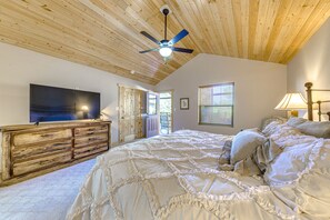 4 chambres, fer et planche à repasser, lit parapluie, Wi-Fi