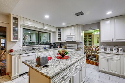 Tampa Area Home w/ Indoor Pool, Families Welcome!