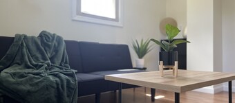 The Newington Pool House