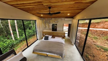 1 chambre, coffres-forts dans les chambres, bureau, Wi-Fi gratuit