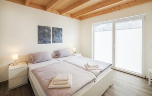 2 bedrooms, free WiFi - Lovely home in Prüm with sauna (Prüm)