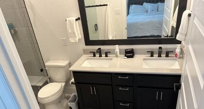 Serenity Pines, one bedroom, one bathroom apartment with full kitchen and garage