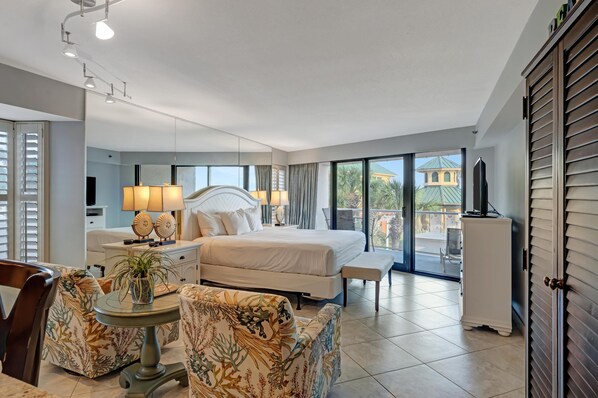 2 bedrooms, WiFi, bed sheets - Tranquility on the Gulf: Charming 2nd-Floor Studio with Beach Views at Sandestin Golf and Beach Resort! (Miramar Beach)