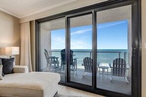 TV - "Unrivaled Luxury: Premier 11th-Floor Beachfront Bliss with Gulf Views!" at Sandestin Golf and Beach Resort! (Miramar Beach)