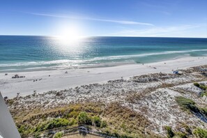 On the beach - "Coastal Elegance Elevated: Recently Upgraded 12th-Floor Retreat with Gulf Views!" at Sandestin Golf and Beach Resort! (Miramar Beach)
