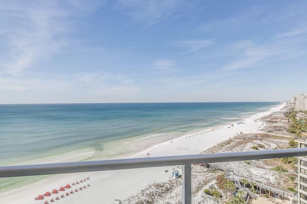 On the beach - "Modern Luxury Unveiled: Newly Remodeled 15th-Floor 1-Bedroom Retreat in Beachside Two!" at Sandestin Golf and Beach Resort! (Miramar Beach)