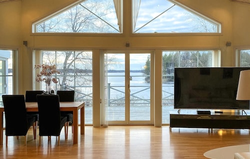 Stunning home in Värnamo with sauna