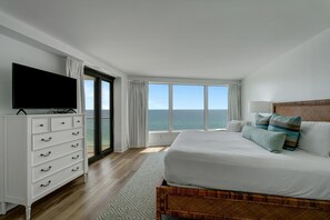 2 bedrooms, internet, bed sheets - "Modern Elegance in the Sky: Recently Renovated 10th-Floor 2-Bedroom Condo in Beachside Two!" at Sandestin Golf and Beach Resort! (Miramar Beach)