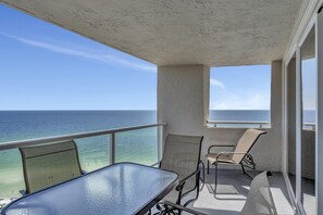 Outdoor dining - 2BR Retreat w/ Gulf Views & Golf Cart at Sandestin! (Miramar Beach)