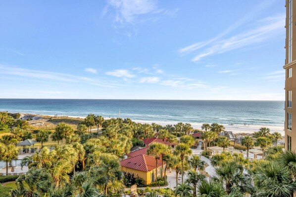 On the beach - Sunny Serenity: Westwinds 1BR Retreat on the 5th Floor at Sandestin Golf and Beach Resort! (Miramar Beach)