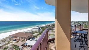 A balcony with a view of a beach and ocean. - "Sunset Splendor: West-Facing 3-Bed, 3-Bath Oasis on the 9th Floor at Westwinds" at Sandestin Golf and Beach Resort! (Miramar Beach)