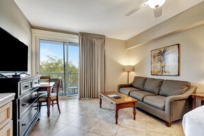 TV - Comfort & Convenience: 4th Floor Studio Retreat with Queen Bed - Sleeps Up to 4 Guests for a Cozy Stay at Sandestin Golf and Beach Resort! (Miramar Beach)