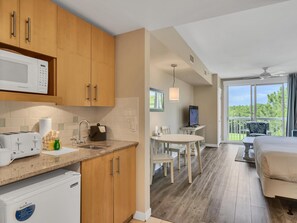 1 camera, Wi-Fi, lenzuola