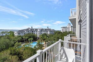 Property grounds - 6th Floor Tranquil Retreat: Double Queen Beds, Kitchenette, Views of Gardens and Pool at Sandestin Golf and Beach Resort! (Miramar Beach)