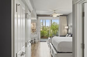 1 bedroom, Internet, bed sheets - Exquisite First-Floor Lasata Studio w/ Golf Cart at Sandestin Golf and Beach Resort! (Miramar Beach)