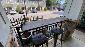 Terrace/patio - Townhouse in the West End steps from everything! Main St, Falls Park, Baseball  (Greenville)
