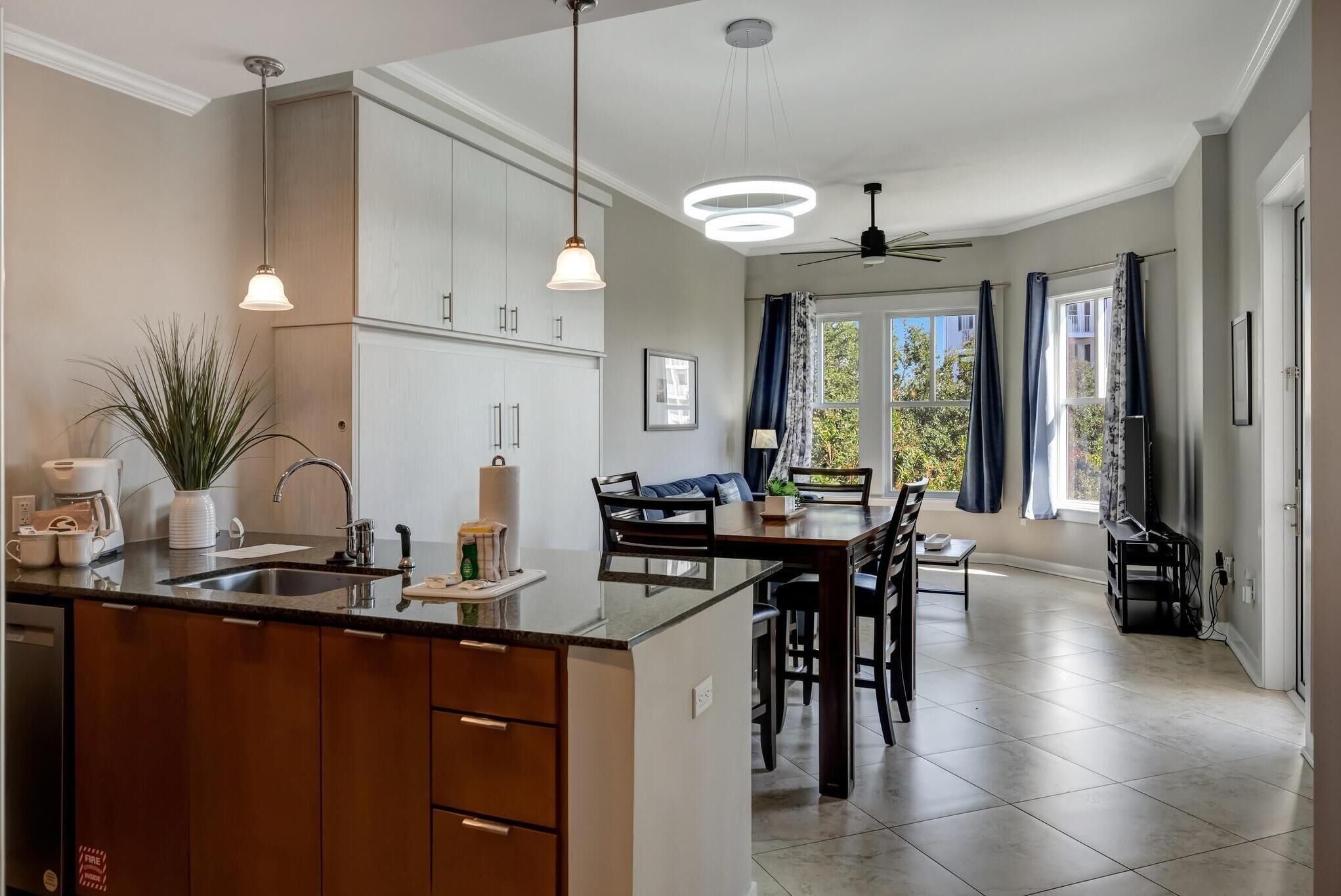 Tranquil 4th Floor 1-Bedroom: Overlooking Grand Gardens & Pool! at Sandestin Golf and Beach Resort!