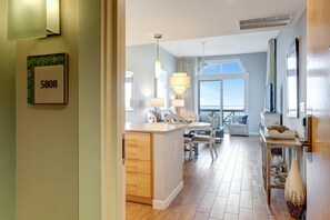 TV - "Elation Retreat: Fabulous 1BR | 1BA Condo, Fully Equipped Kitchen" at Sandestin Golf and Beach Resort! (Miramar Beach)