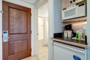 Interior - Village Studio at the Pilot House - Your Charming Getaway in the Heart of Sandestin at Sandestin Golf and Beach Resort! (Miramar Beach)