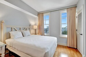 1 sovrum, internet och sängkläder