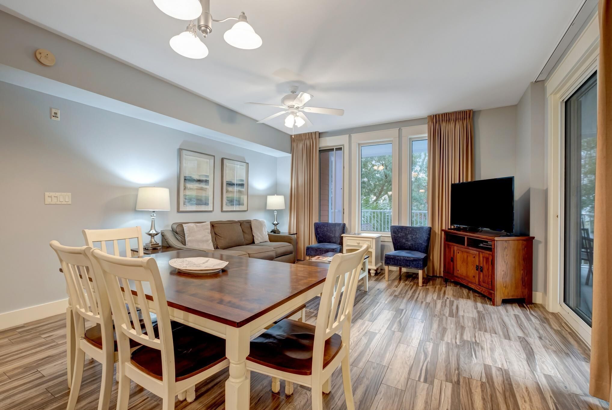 Market Street One-Bedroom Retreat - Your Cozy Haven in the Village of Baytowne Wharf at Sandestin Golf and Beach Resort!
