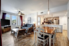 Interior - Observation Pointe North Oasis - Spacious 2-Bedroom Retreat with Village Views at Sandestin Golf and Beach Resort! (Miramar Beach)