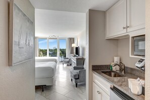 1 habitación, wifi y ropa de cama