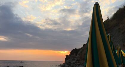 Il Gallo - A jewel overlooking the mediterranean sea and the old town of Tropea