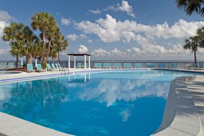 Pool - 7th Floor Baysdie at Sandestin Resort View Bayside Studio: Sleeps 4 with Two Double Beds at Sandestin Golf and Beach Resort! (Miramar Beach)