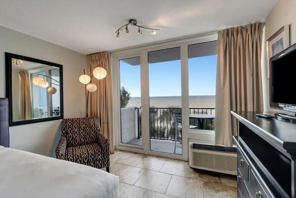 1 bedroom, Internet, bed sheets - Tranquil Studio with Resort Views - Perfect for Four at Sandestin Golf and Beach Resort! (Miramar Beach)