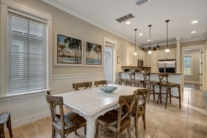 Dining - Spacious 3BR/3BA Family Retreat for 8 at Sandestin Golf and Beach Resort! (Miramar Beach)