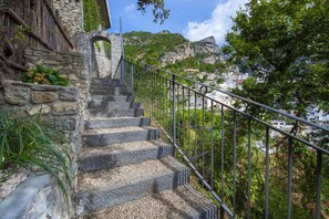 Property grounds - MyExclusiveItaly - Villa in Positano with luxury spa & amazing view (Positano)