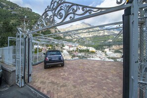 Property grounds - MyExclusiveItaly - Villa in Positano with luxury spa & amazing view (Positano)