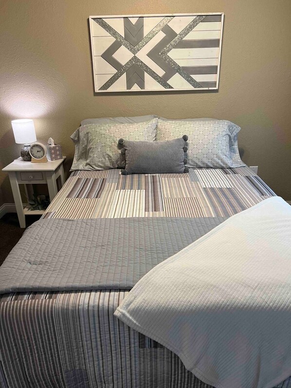 1 bedroom, iron/ironing board, free WiFi, bed sheets