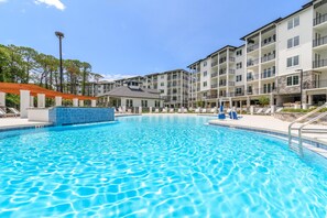 Pool - Tranquil Luxurious Escape with Nature Views at Sandestin Golf and Beach Resort! (Miramar Beach)