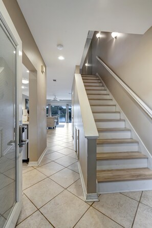 Interior - Charming Townhome w/ Golf Cart at Sandestin Golf and Beach Resort! (Miramar Beach)