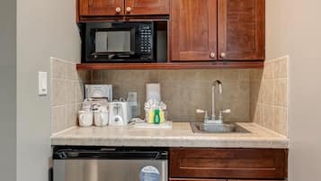 Fridge, microwave, coffee/tea maker, highchair