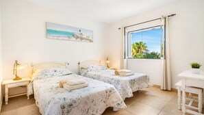 Unclassified image, 4 of 44, button - Villa Alma del Mar - Exceptional Villa with Marina Views & Pool (Minorca)