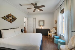 4 bedrooms, Internet, bed sheets - Sandestin 4BR/3.5BA Luxury Home: Gourmet Kitchen, Golf Cart, Sleeps 10 (Miramar Beach)