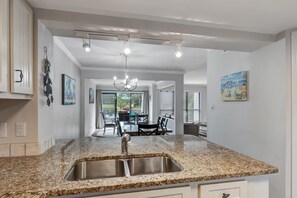 Interior - Sandestin Lakeside Bliss: 4BR Cottage, Golf Cart, Scenic Views (Miramar Beach)