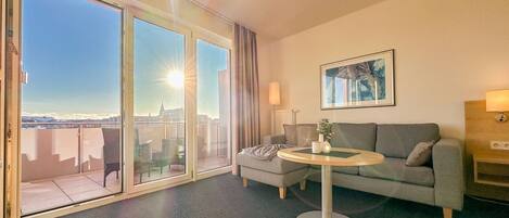 Fernseher, Stereoanlage